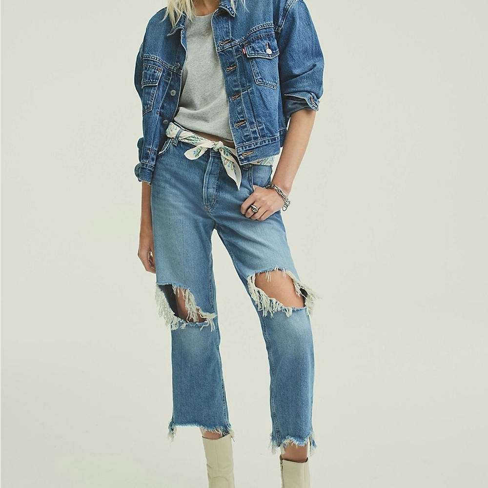 Free People Maggie Mid Rise Straight Leg Jeans. Worn and washed once!